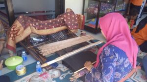 Kain Cual: Batik Khas Bangka Belitung