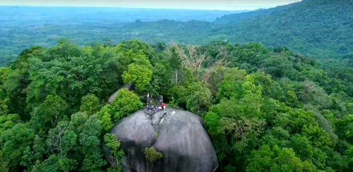 Bukit Nenek: Keindahan Alam dan Konservasi di Bangka Selatan