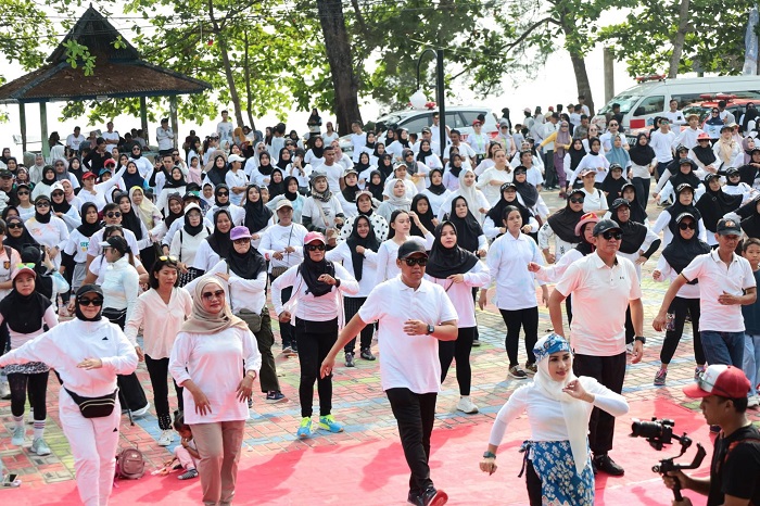 Ribuan Peserta Ramaikan Color Run Festival Layangan Kota Pangkalpinang 2024